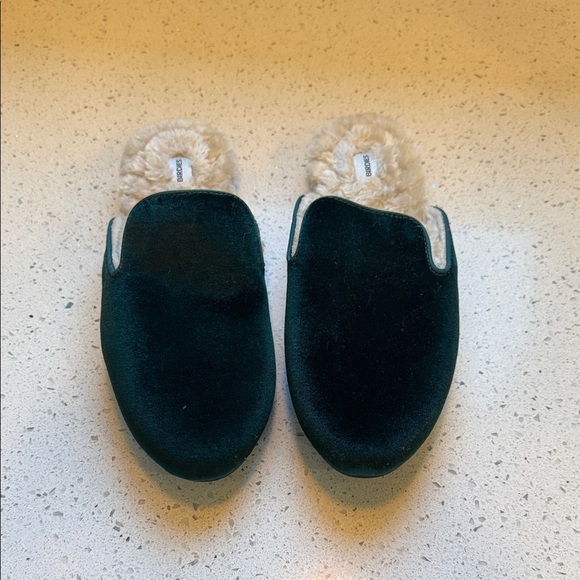 Birdies emerald green velvet phoebe mules with Plush Lining - Picture 2 of 5